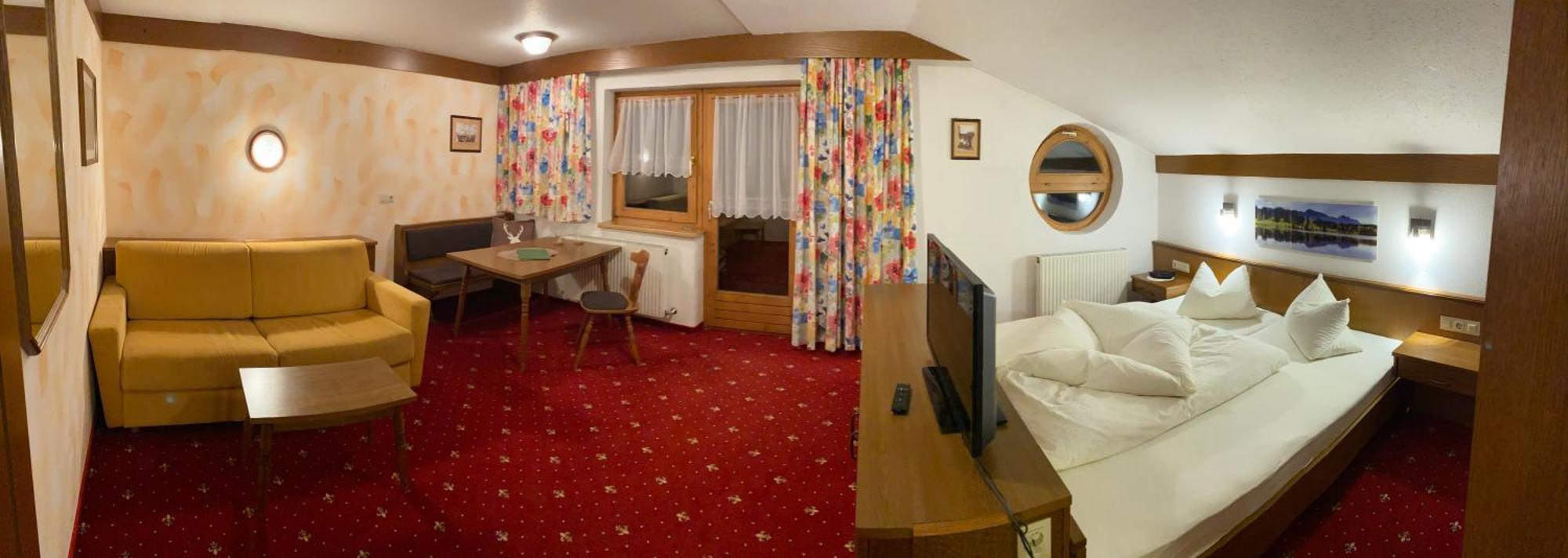 Landhaus Engadin เนาดาส ภายนอก รูปภาพ