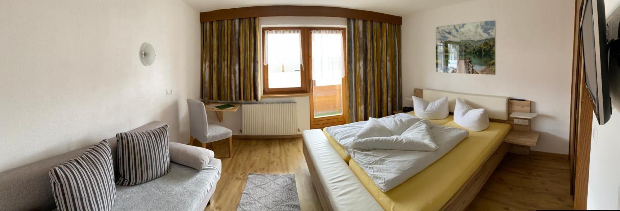 Landhaus Engadin เนาดาส ภายนอก รูปภาพ