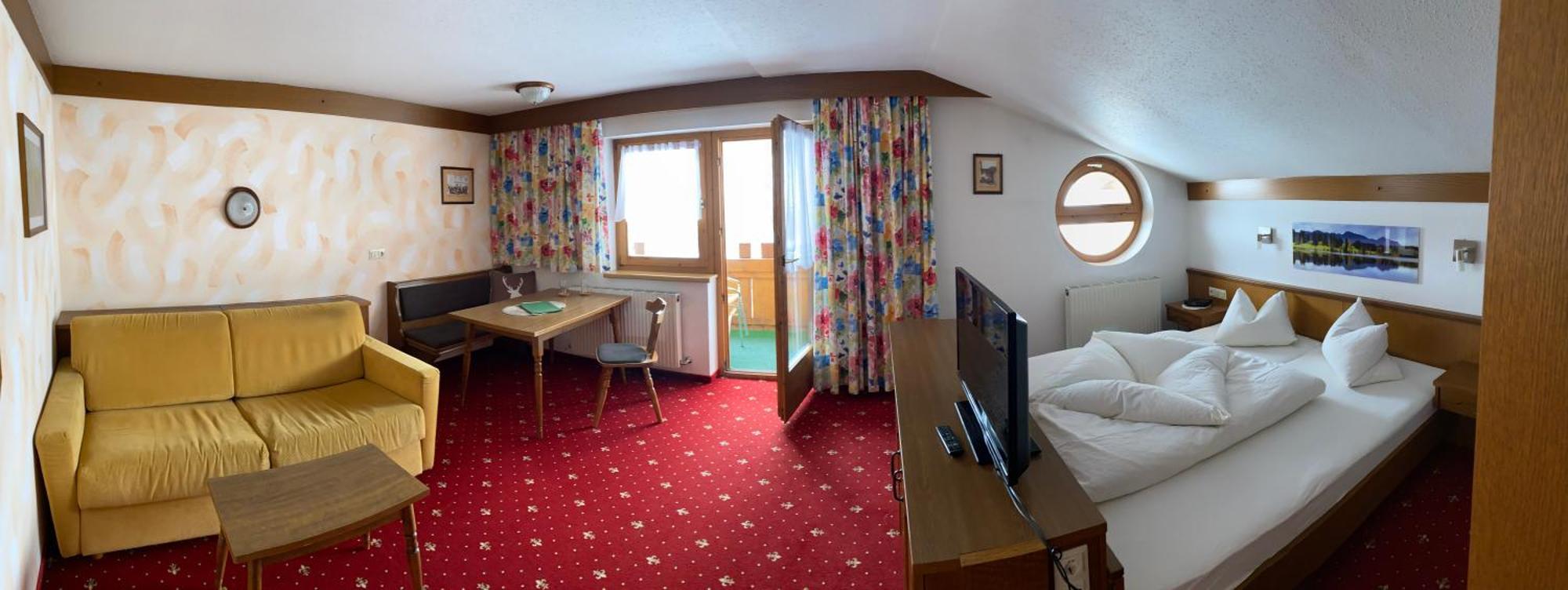 Landhaus Engadin เนาดาส ภายนอก รูปภาพ