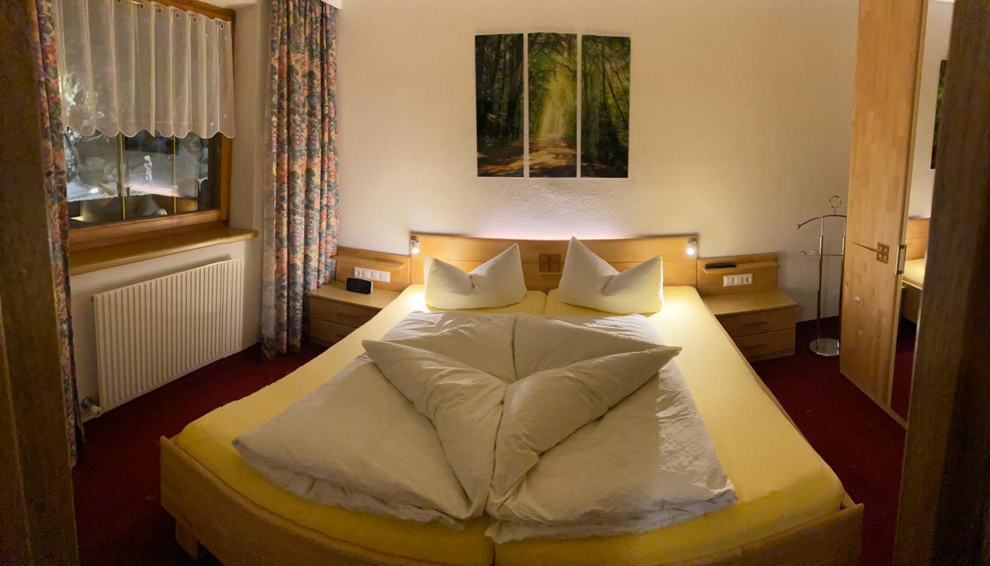 Landhaus Engadin เนาดาส ภายนอก รูปภาพ