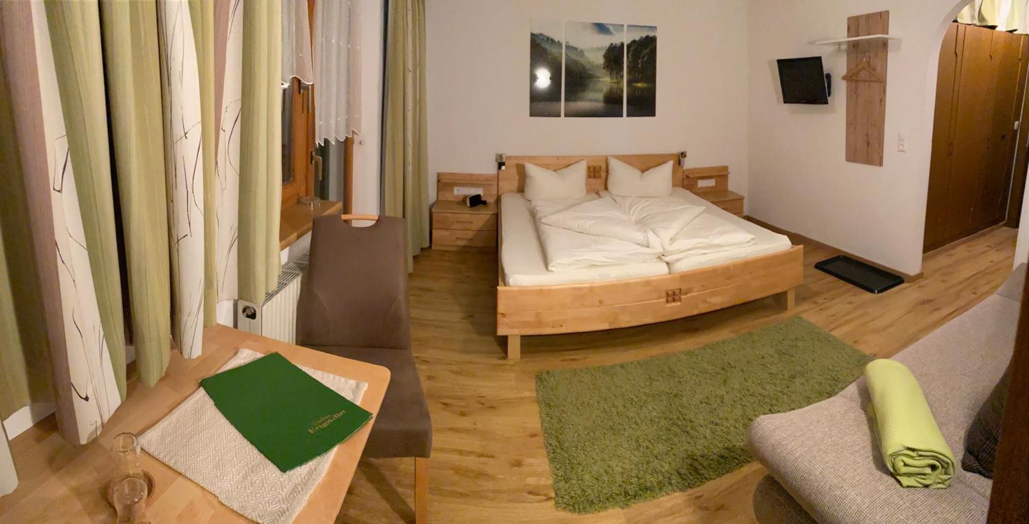 Landhaus Engadin เนาดาส ภายนอก รูปภาพ